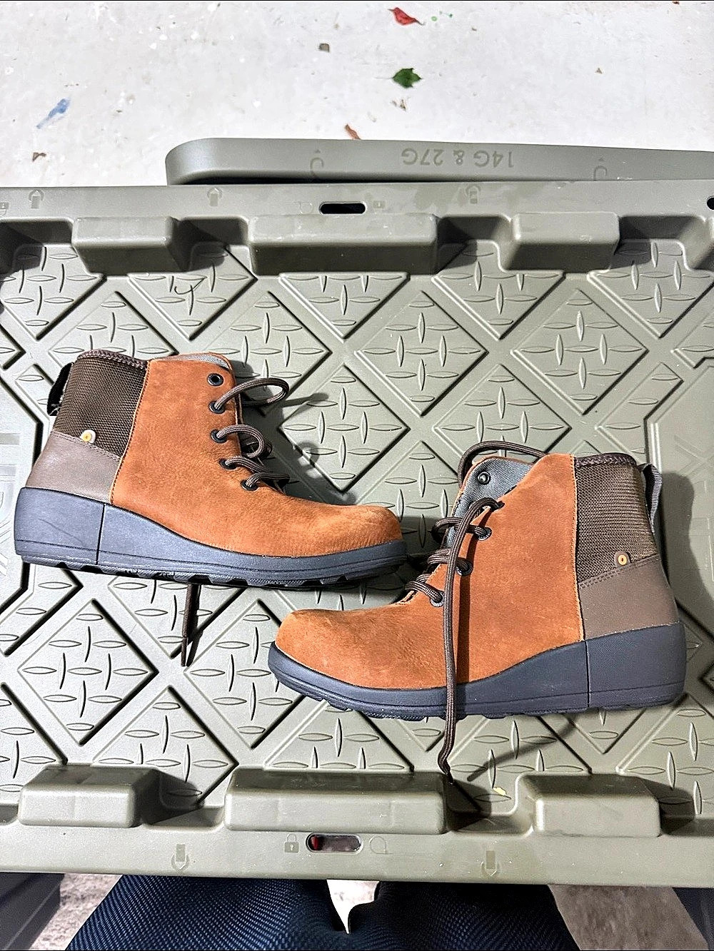 BOGS Sauvie Slip-on Boot Women's Brown & Orange US 8Good